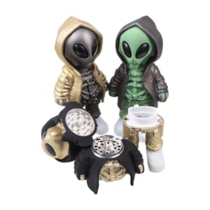 Alien Shaped Gold and Green Color Grinder Accessories wholesale product image