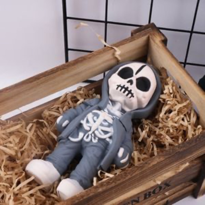 Trendy Skull Head Manual Grinder for Stylish Users wholesale product image