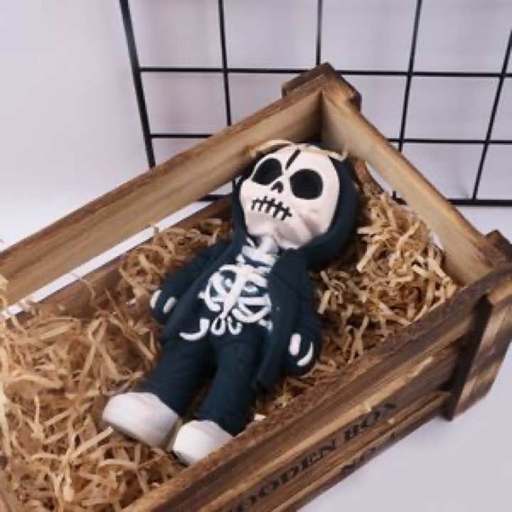 Accessory Grinder Hot Sale Creative Trendy Street Style Skull Head Manual Grinder wholesale product image