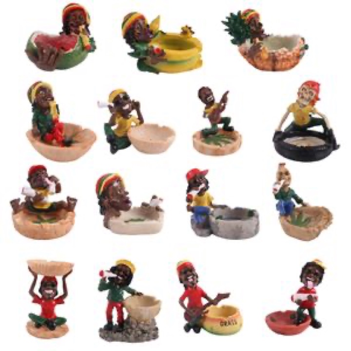 Customizable Luxury Outdoor Resin Accessory Ashtray for Home Use wholesale product image